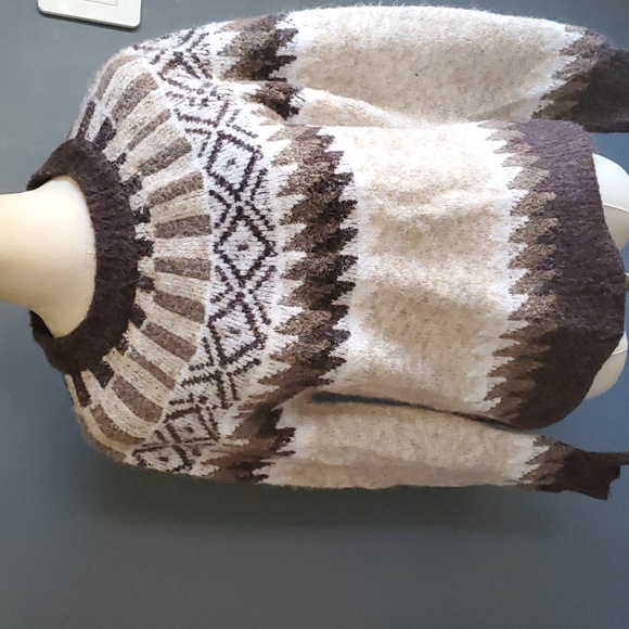 Aqua women's pullover sweater size s - Picture 3 of 12